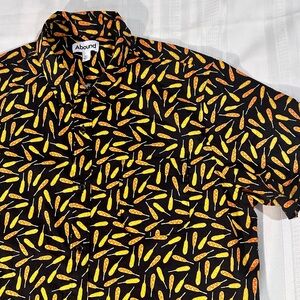 Abound shirt button down corn dog print men’s large yellow black shirt sleeve